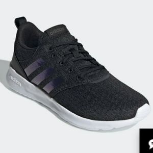 Women's Adidas cloudfoam QT Racer 2.0 size 9.5